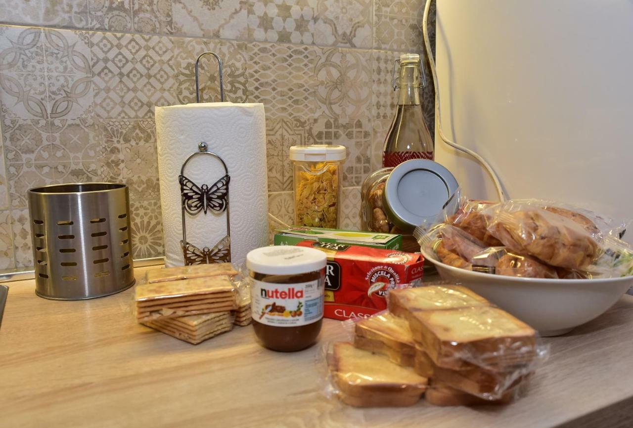 Vecchia Napoli - Anticaglia Appartement Buitenkant foto