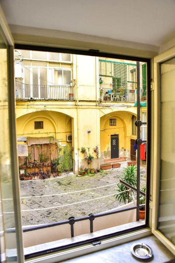 Vecchia Napoli - Anticaglia Appartement Buitenkant foto